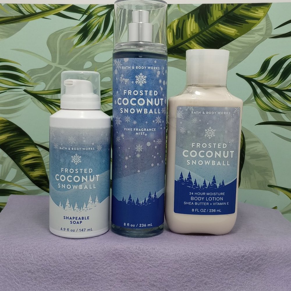 Bath and Body Works - (3-pack) Frosted Coconut Snowflakes Combo